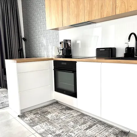 Easy Rent- Business 194, 24h Check-in, Free Parking * Lublin